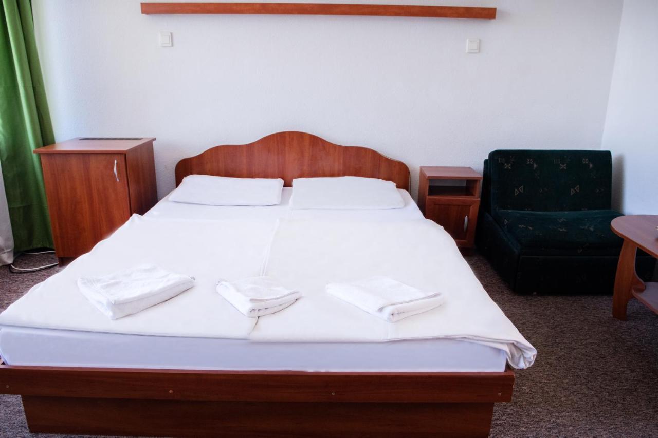 Ce Napfeny Hotel Siófok Eksteriør bilde