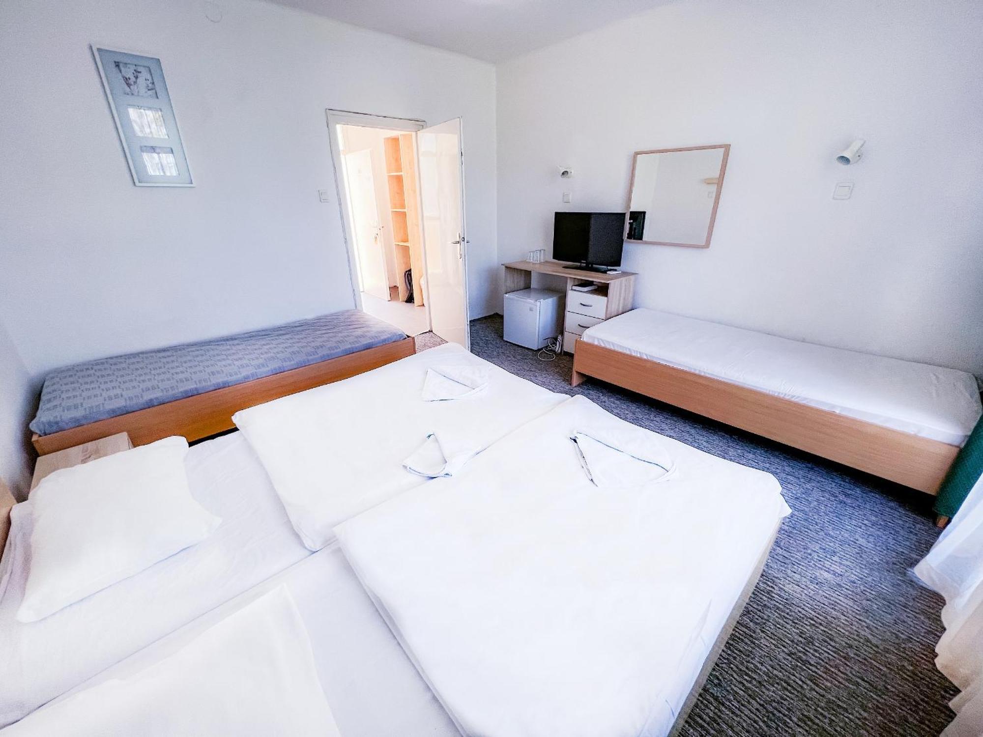 Ce Napfeny Hotel Siófok Eksteriør bilde