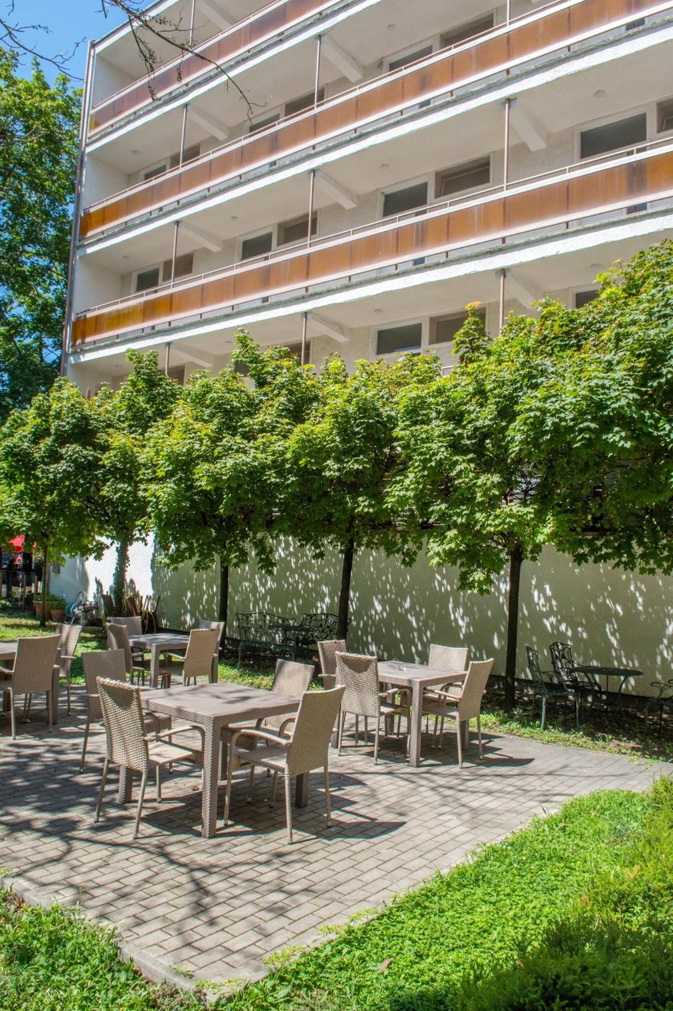 Ce Napfeny Hotel Siófok Eksteriør bilde