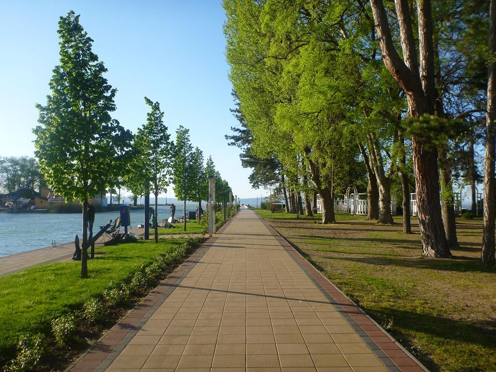 Ce Napfeny Hotel Siófok Eksteriør bilde